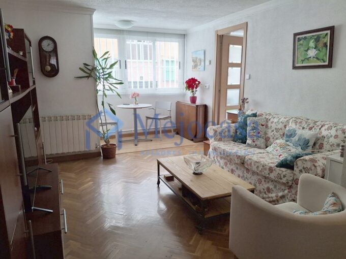 Acogedora vivienda en Barrio de Arcos, Calle Molturadores