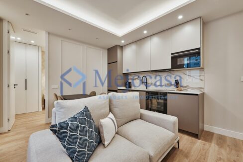 96855-02 Exclusiva vivienda de diseño en Retiro.