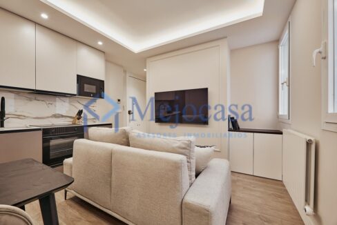 96855-04 Exclusiva vivienda de diseño en Retiro.