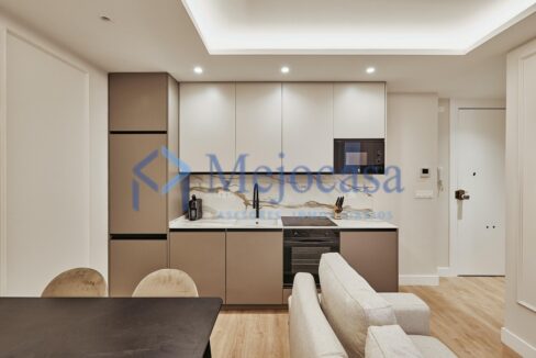 96855-06 Exclusiva vivienda de diseño en Retiro.