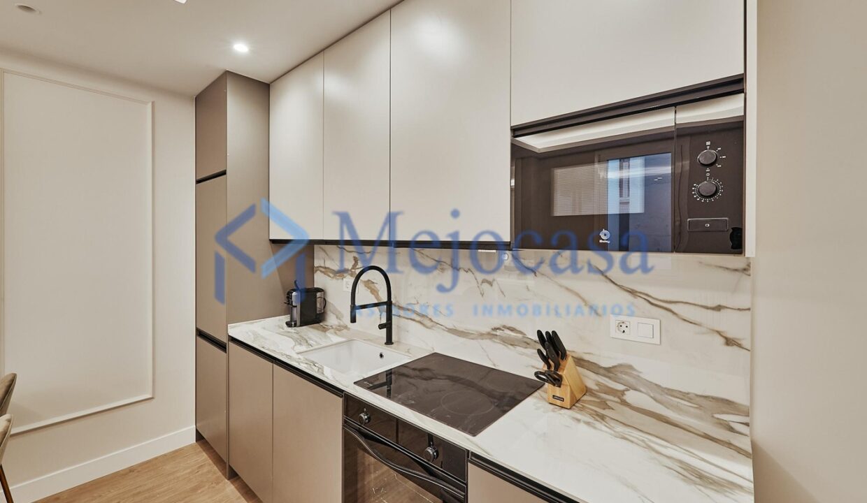 96855-07 Exclusiva vivienda de diseño en Retiro.