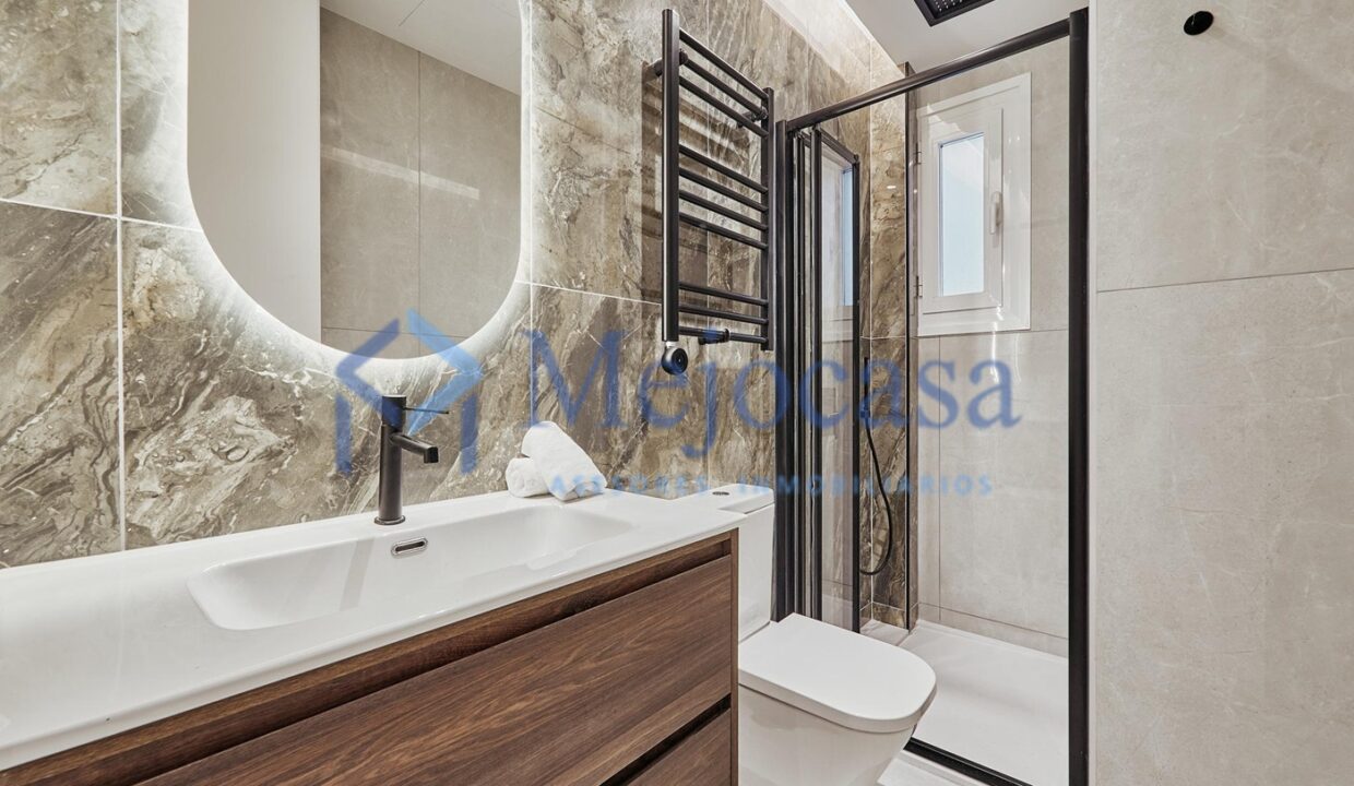 96855-14 Exclusiva vivienda de diseño en Retiro.