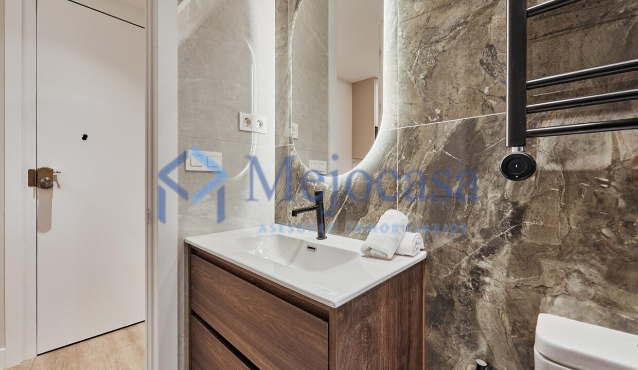 96855-15 Exclusiva vivienda de diseño en Retiro.