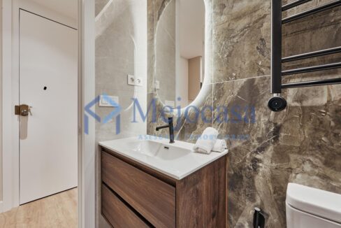 96855-15 Exclusiva vivienda de diseño en Retiro.