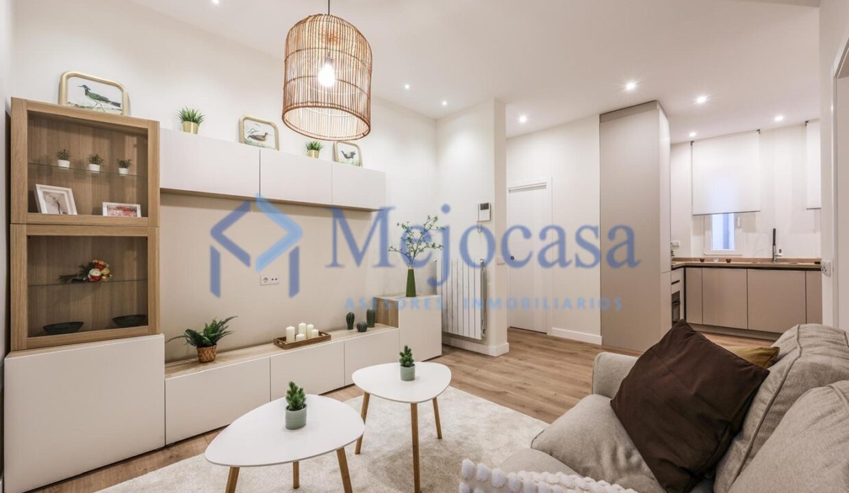 96886-01 Piso impecable, reformado y amueblado en Doctor Esquerdo, en el Barrio de Salamanca.