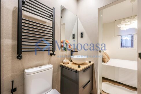 96886-12 Piso impecable, reformado y amueblado en Doctor Esquerdo, en el Barrio de Salamanca.