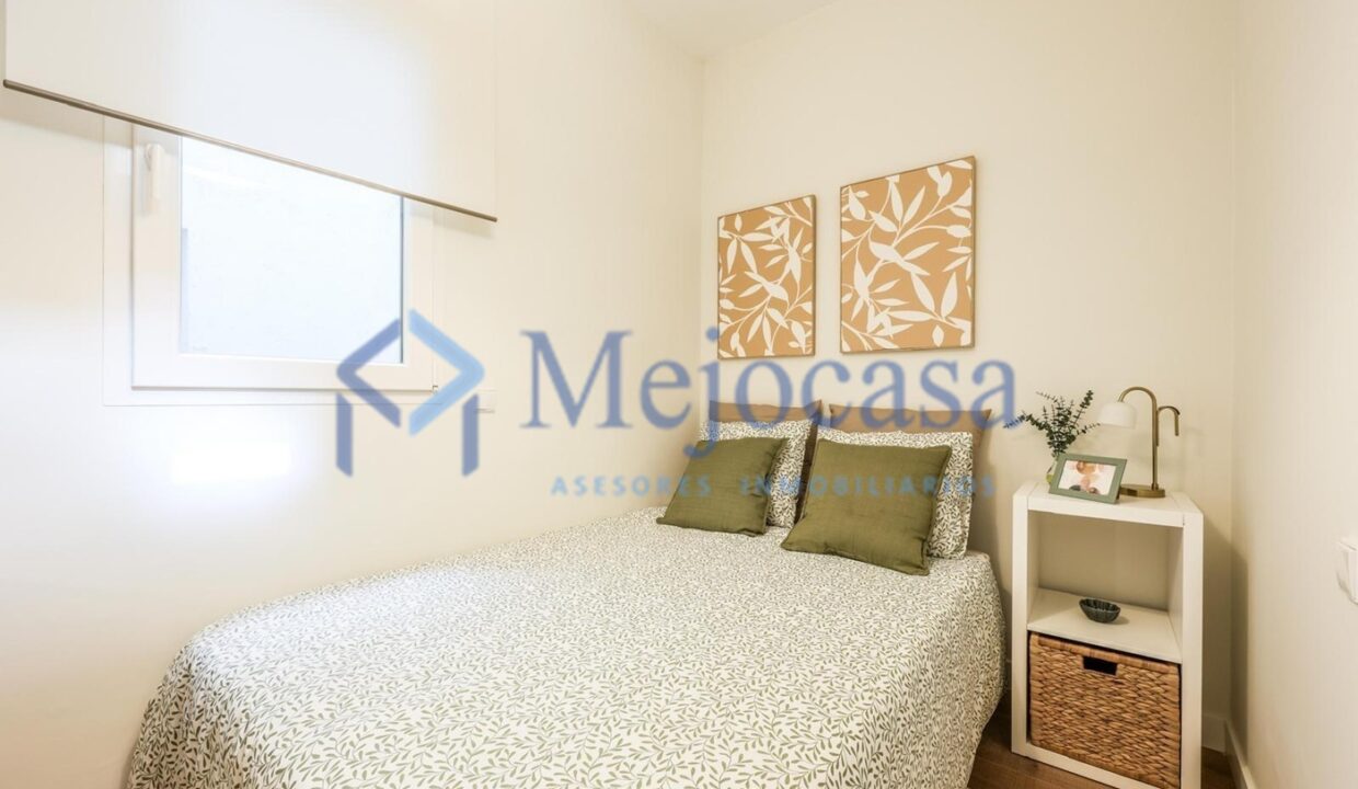 96886-14 Piso impecable, reformado y amueblado en Doctor Esquerdo, en el Barrio de Salamanca.