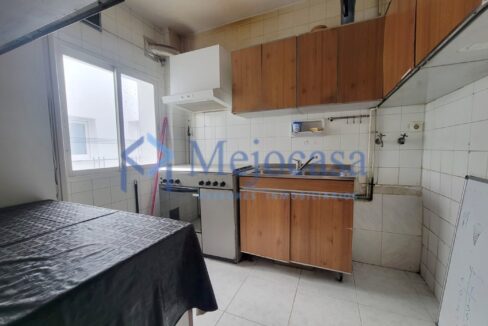 96916-06 Luminoso piso con terraza en el Barrio de la Concepción – Calle José del Hierro