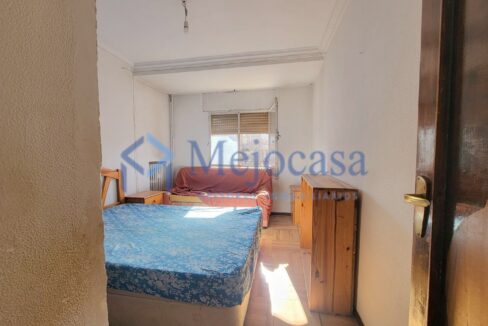 96916-09 Luminoso piso con terraza en el Barrio de la Concepción – Calle José del Hierro