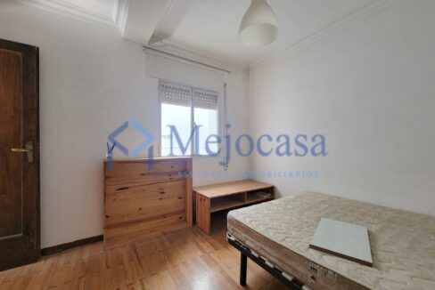 96916-13 Luminoso piso con terraza en el Barrio de la Concepción – Calle José del Hierro