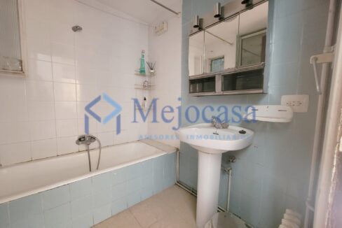 96916-19 Luminoso piso con terraza en el Barrio de la Concepción – Calle José del Hierro