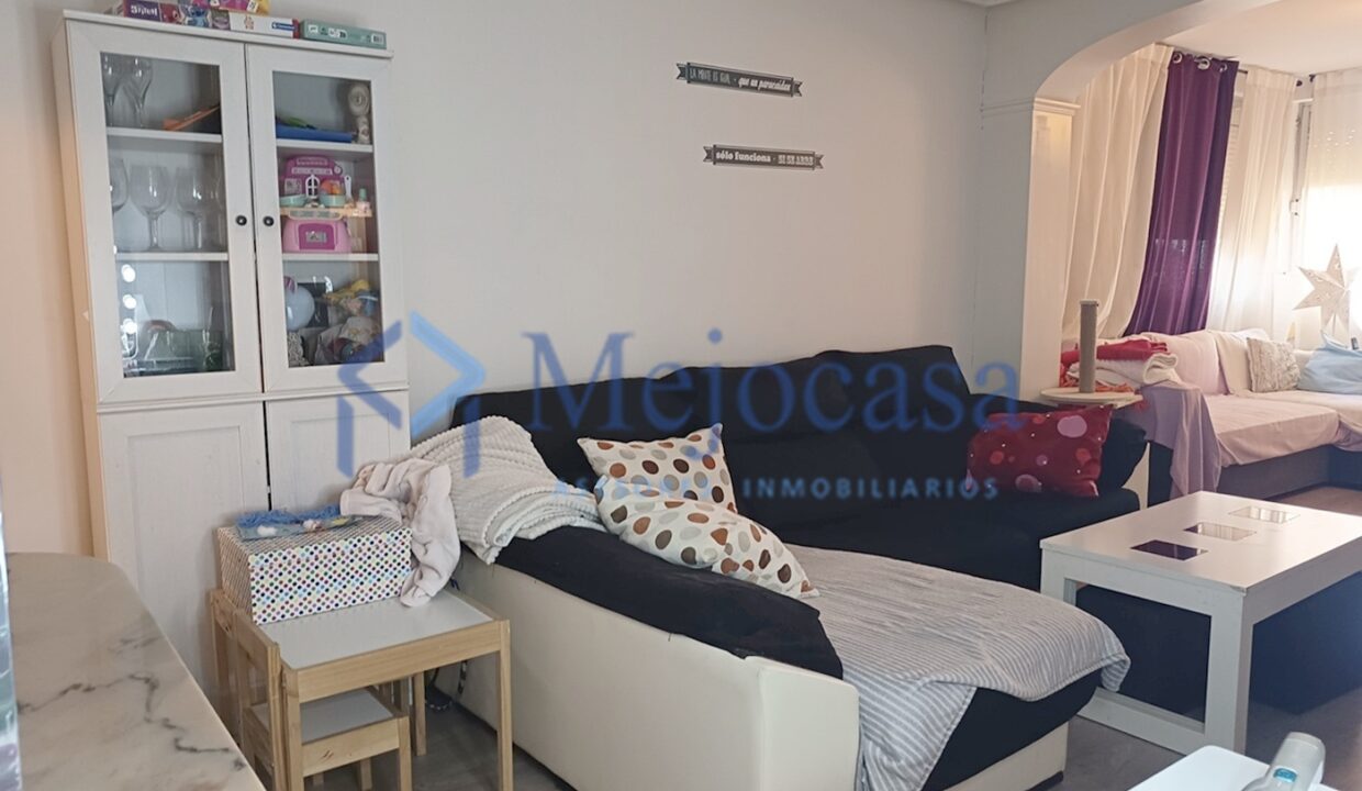 96971-02 Inmejorable situación, calle Alcorisa en Canillas.