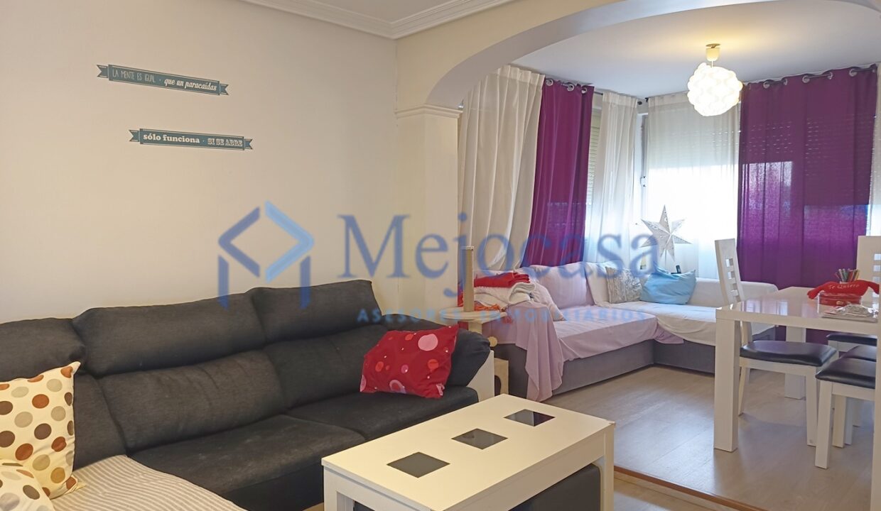 96971-03 Inmejorable situación, calle Alcorisa en Canillas.