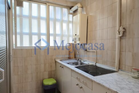 96971-13 Inmejorable situación, calle Alcorisa en Canillas.