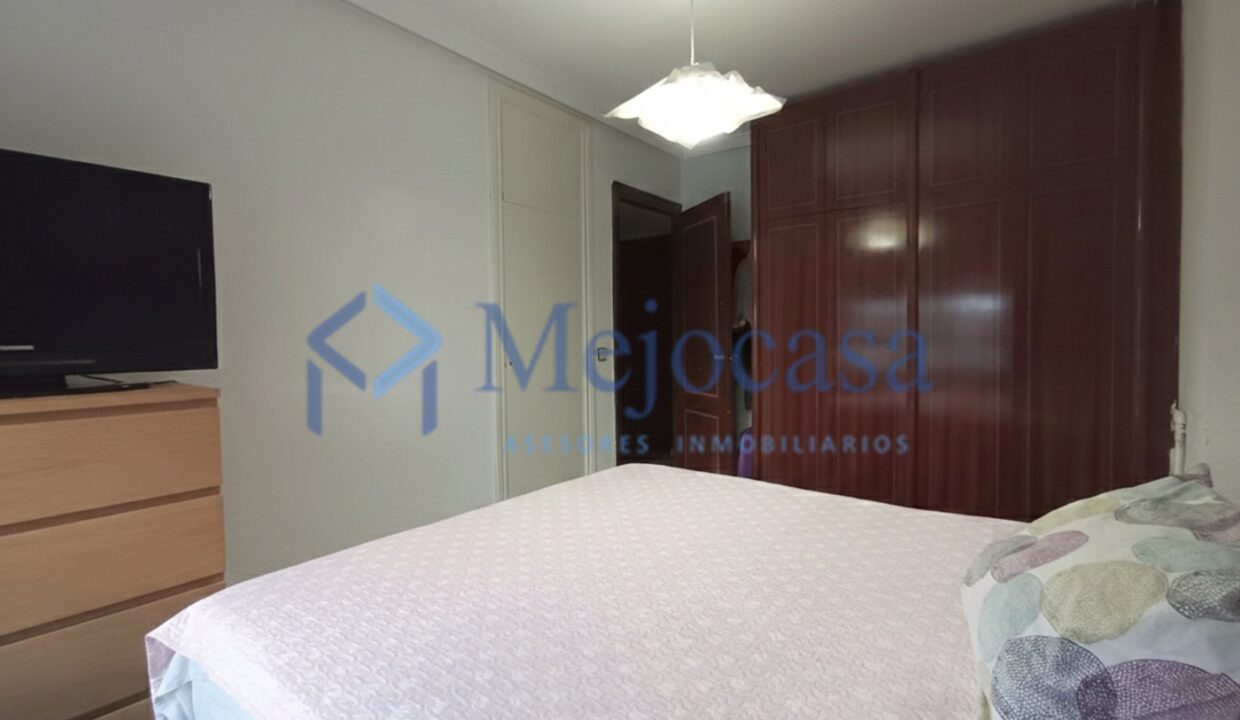 96971-17 Inmejorable situación, calle Alcorisa en Canillas.