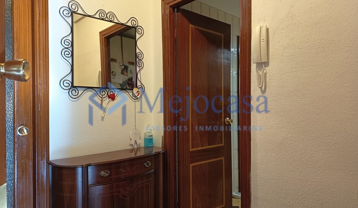 96971-23 Inmejorable situación, calle Alcorisa en Canillas.