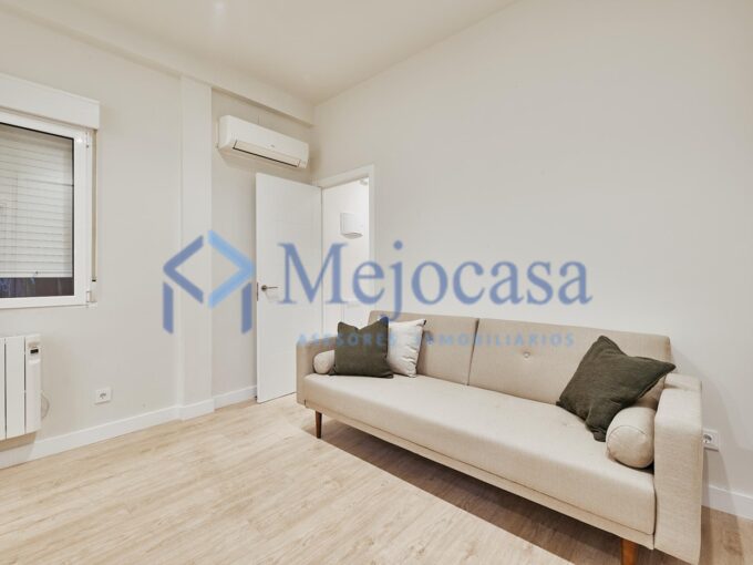 Impecable, vivienda de diseño en Juan Bravo.