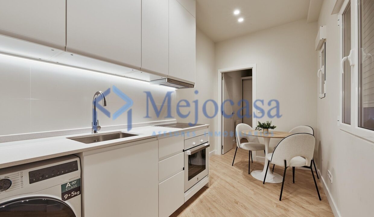 97023-05 Impecable, vivienda de diseño en Juan Bravo.