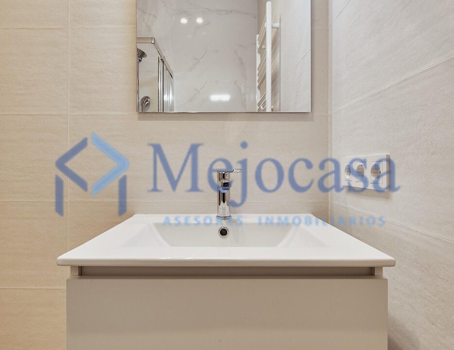 97023-10 Impecable, vivienda de diseño en Juan Bravo.