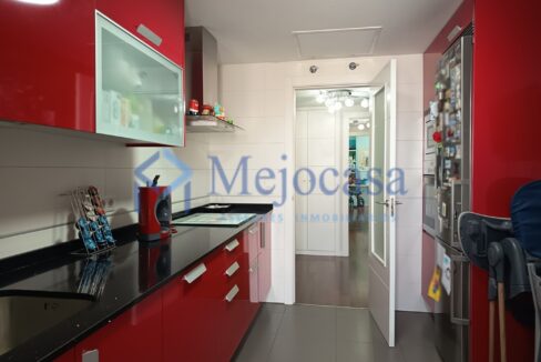 97097-12 Piso Exclusivo en Urbanización Residencial en Arganzuela, Zona Legazpi.