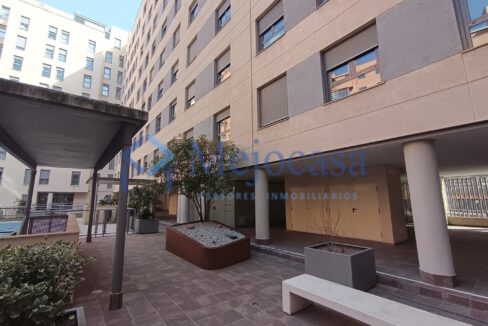 97097-28 Piso Exclusivo en Urbanización Residencial en Arganzuela, Zona Legazpi.